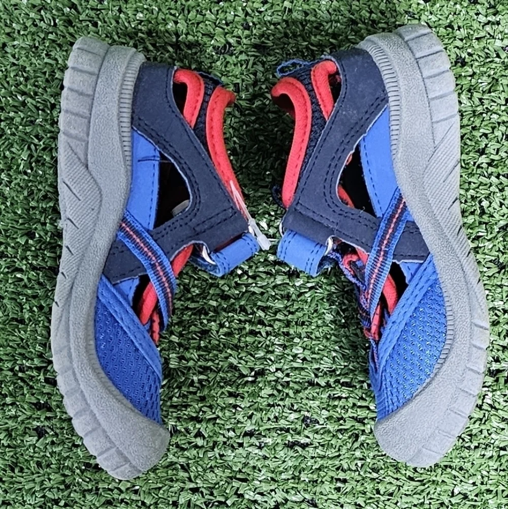 OSHKOSH B'GOSH | 'PAUL' BUMPER TOE SANDALS - NWOT!